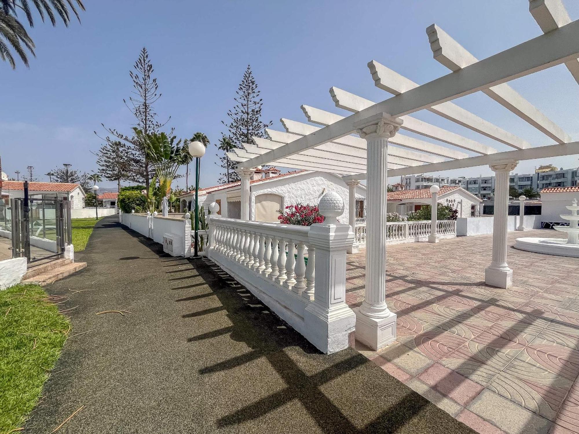 Lightbooking Santa Barbara Playa Del Ingles มาสปาโลมาส ภายนอก รูปภาพ